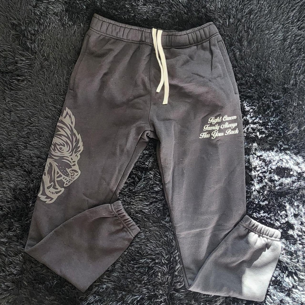 New! Darc Sport, She Darc Black Always have your back she post lounge sweats.